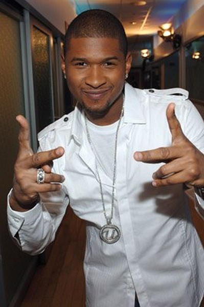 Usher Raymond at event of Total Request Live