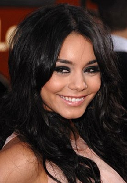 Vanessa Hudgens at event of 17 Again