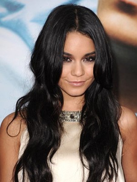 Vanessa Hudgens at event of Charlie St. Cloud
