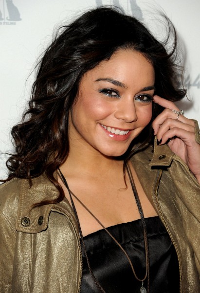 Vanessa Hudgens at event of Girl Walks Into a Bar