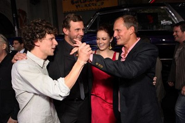Woody Harrelson, Jesse Eisenberg, Ruben Fleischer and Emma Stone at event of Zombieland