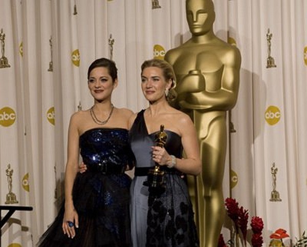 Photo: Academy AwardÂ¨-winner Kate Winslet (right) with presenter Marion Cotillard backstage at the 81st Academy AwardsÂ¨ are presented live on the ABC Television network from The Kodak Theatre in Hollywood, CA, Sunday, February 22, 2009.