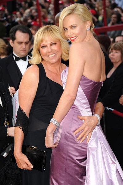 Charlize Theron and Gerda Theron at event of The 82nd Annual Academy Awards