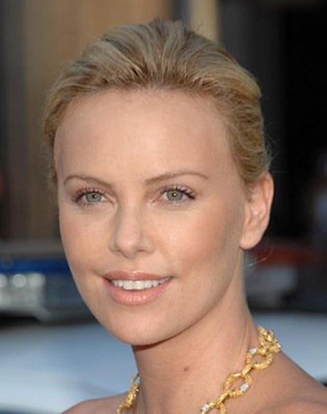 Charlize Theron at event of Hancock