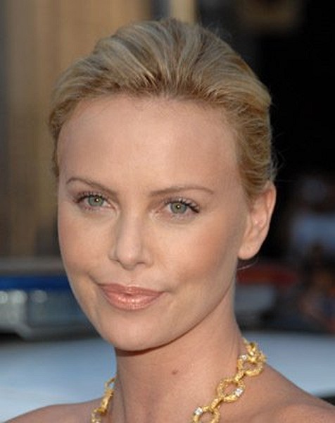 Charlize Theron at event of Hancock