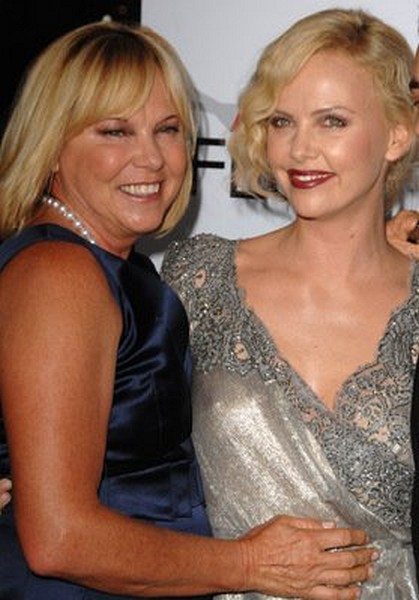 Charlize Theron at event of The Road
