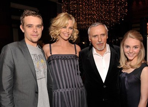 Charlize Theron, Dennis Hopper, Nick Stahl and AnnaSophia Robb at event of Sleepwalking