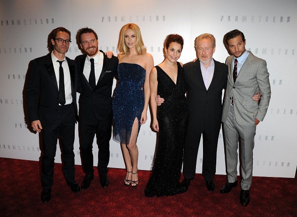 Charlize Theron, Ridley Scott, Guy Pearce, Noomi Rapace, Michael Fassbender and Logan Marshall-Green at event of Prometheus