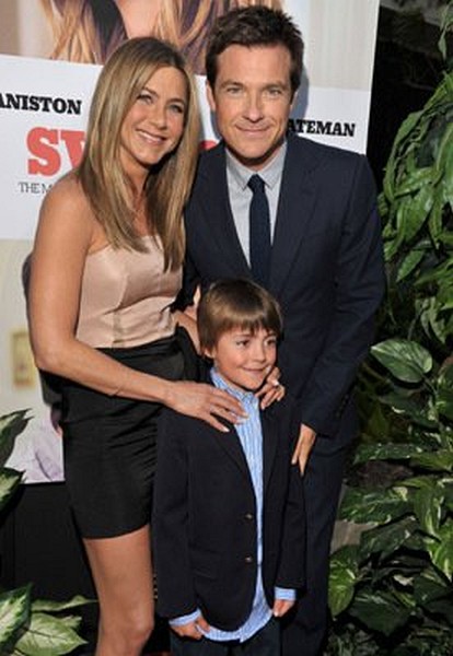 Jennifer Aniston, Jason Bateman and Thomas Robinson at event of The Switch