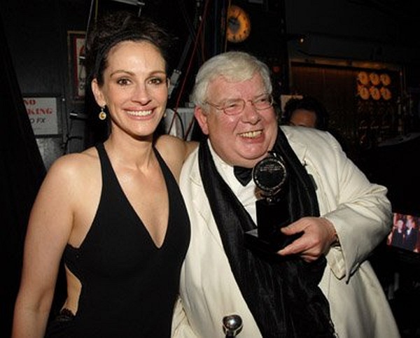 Julia Roberts and Richard Griffiths