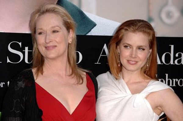 Meryl Streep and Amy Adams at event of Julie & Julia