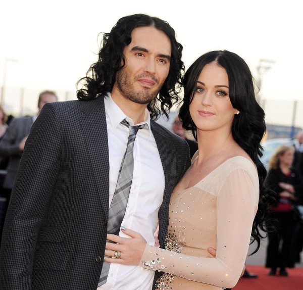 Russell Brand and Katy Perry at event of Arthur
