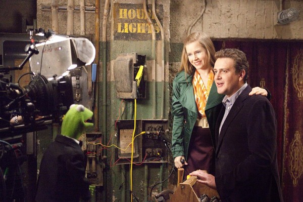 Still of Amy Adams and Jason Segel in The Muppets
