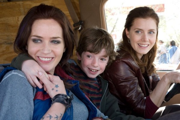 Still of Amy Adams, Emily Blunt and Jason Spevack in Sunshine Cleaning