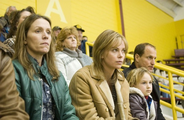 Still of Charlize Theron, Woody Harrelson and Frances McDormand in North Country