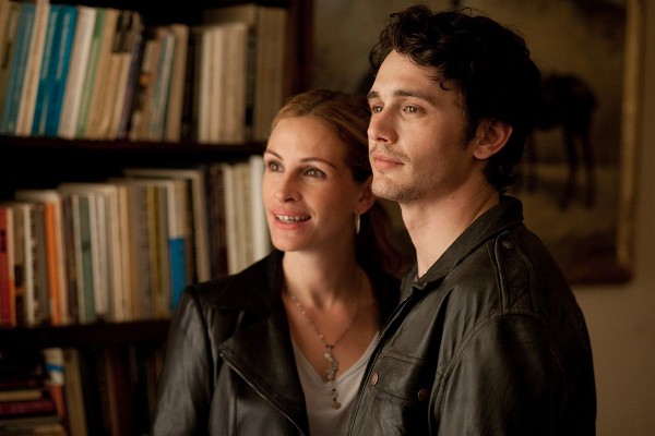 Still of Julia Roberts and James Franco in Eat Pray Love