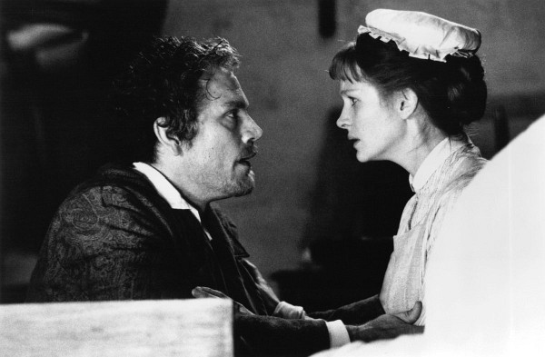 Still of Julia Roberts and John Malkovich in Mary Reilly