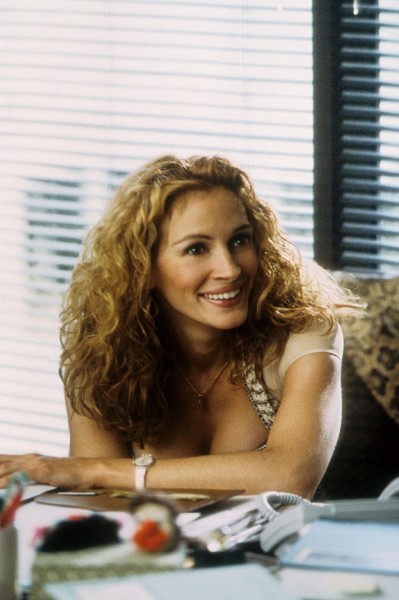 Still of Julia Roberts in Erin Brockovich