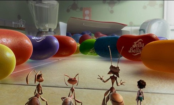 Still of Julia Roberts, Regina King and Zach Tyler in The Ant Bully