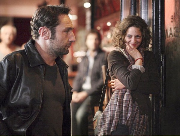 Still of Marion Cotillard and Gilles Lellouche in Little White Lies