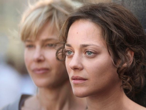 Photo: Still of Pascale Arbillot and Marion Cotillard in Little White Lies
