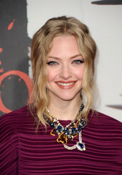 Amanda Seyfried at event of Red Riding Hood