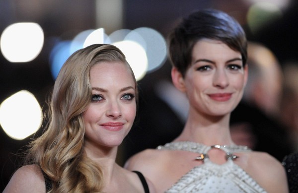 Anne Hathaway and Amanda Seyfried at event of Les Misérables