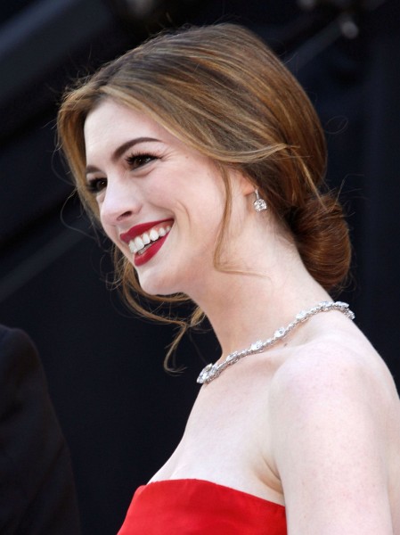 Anne Hathaway