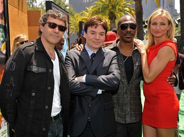 Antonio Banderas, Cameron Diaz, Mike Myers and Eddie Murphy at event of Shrek Forever After