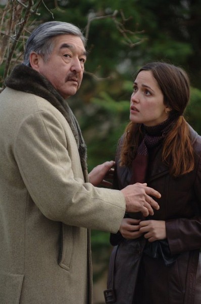 Graham Greene and Rose Byrne in Just Buried