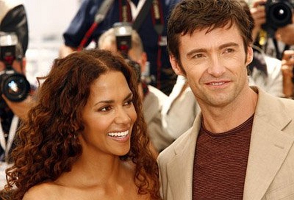 Halle Berry and Hugh Jackman at event of X-Men: The Last Stand
