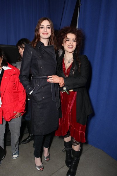 Helena Bonham Carter and Anne Hathaway at event of Alice in Wonderland