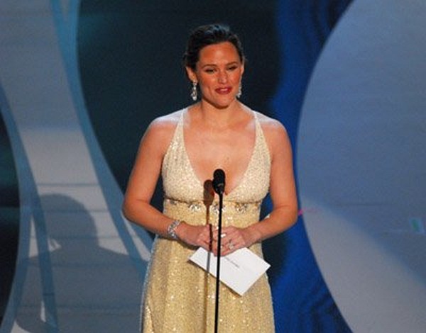 Jennifer Garner at event of The 78th Annual Academy Awards