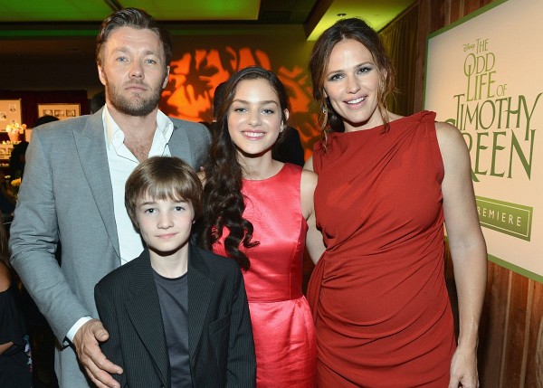 Jennifer Garner, Joel Edgerton, CJ Adams and Odeya Rush at event of The Odd Life of Timothy Green