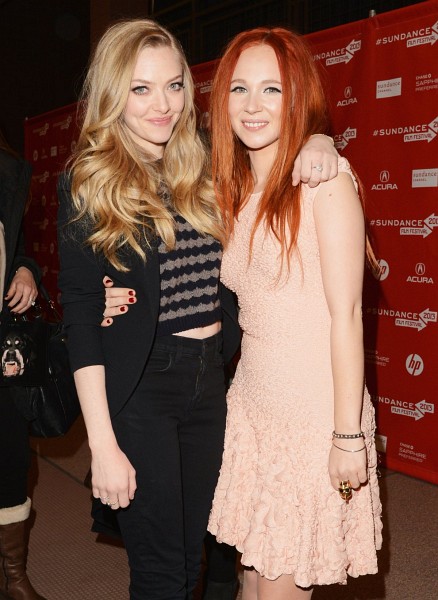 Juno Temple and Amanda Seyfried at event of Lovelace
