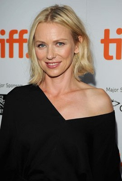 Naomi Watts at event of Mother and Child