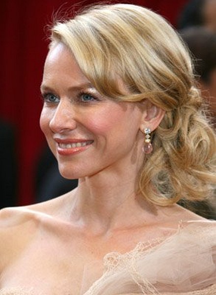 Naomi Watts at event of The 78th Annual Academy Awards