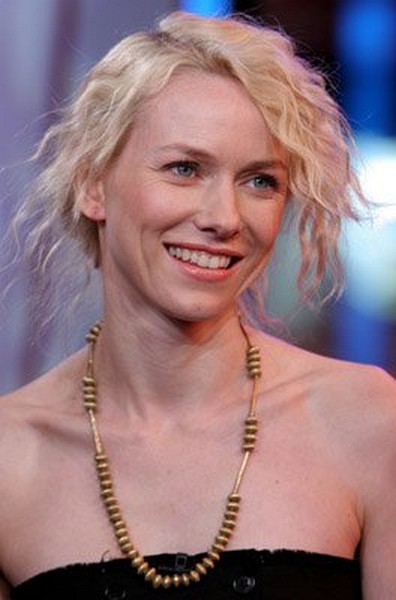 Naomi Watts at event of Total Request Live