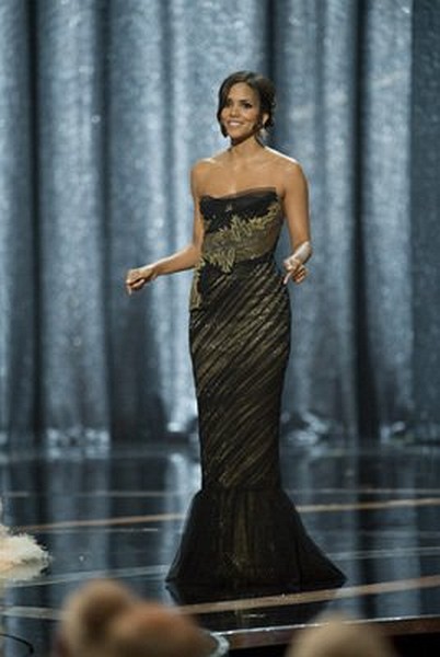Presenting the Academy AwardÂ¨ for Best Performance by an Actress in a Leading Role is Halle Berry at the 81st Annual Academy AwardsÂ¨ at the Kodak Theatre in Hollywood, CA Sunday, February 22, 2009 airing live on the ABC Television Network.