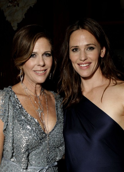 Rita Wilson and Jennifer Garner