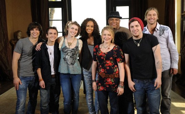 Still of Alicia Keys, Lee DeWyze, Aaron Kelly, Casey James, Crystal Bowersox, Michael Lynche, Siobhan Magnus and Tim Urban in American Idol
