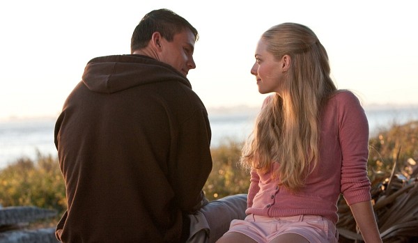 Still of Amanda Seyfried and Channing Tatum in Dear John