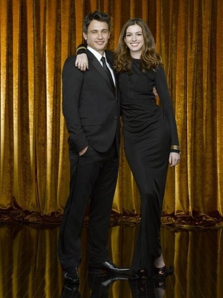 Still of Anne Hathaway and James Franco in The 83rd Annual Academy Awards