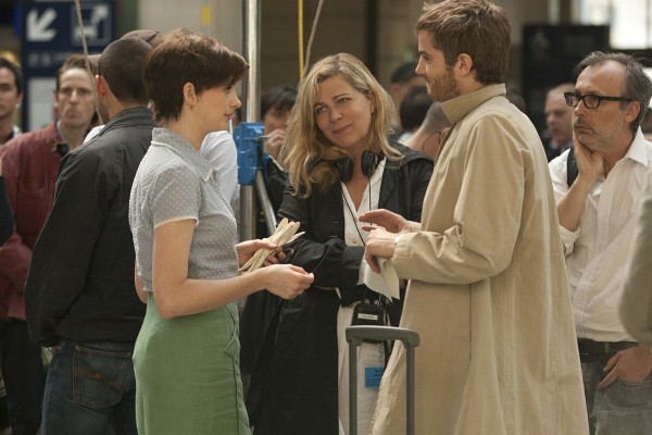 Still of Anne Hathaway, Lone Scherfig and Jim Sturgess in One Day
