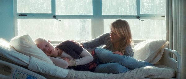 Photo: Still of Cameron Diaz and Sofia Vassilieva in My Sister's Keeper