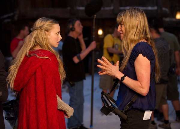 Still of Catherine Hardwicke and Amanda Seyfried in Red Riding Hood