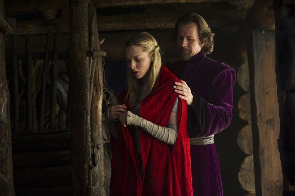 Still of Gary Oldman and Amanda Seyfried in Red Riding Hood