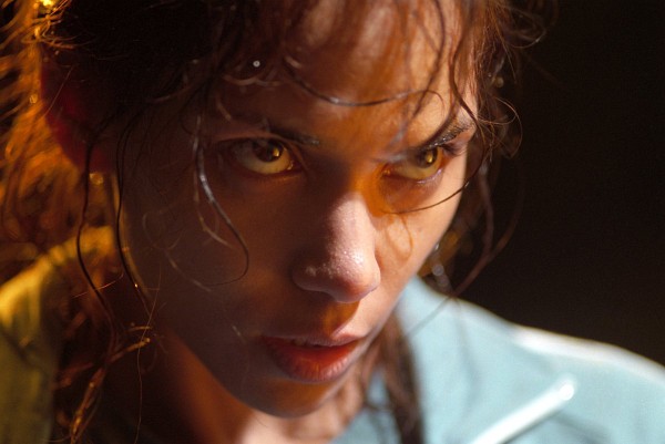 Still of Halle Berry in Gothika