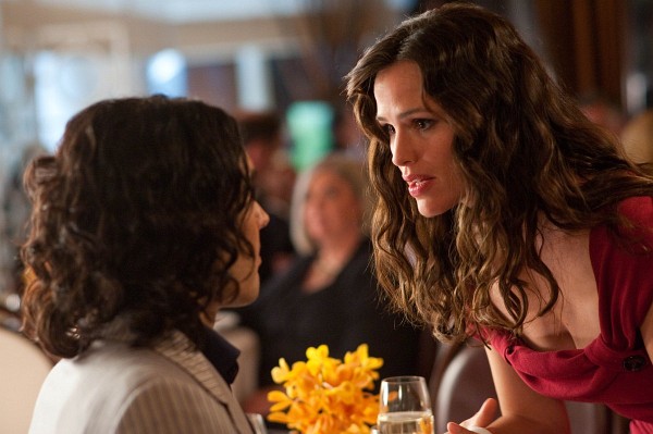 Still of Jennifer Garner and Russell Brand in Arthur