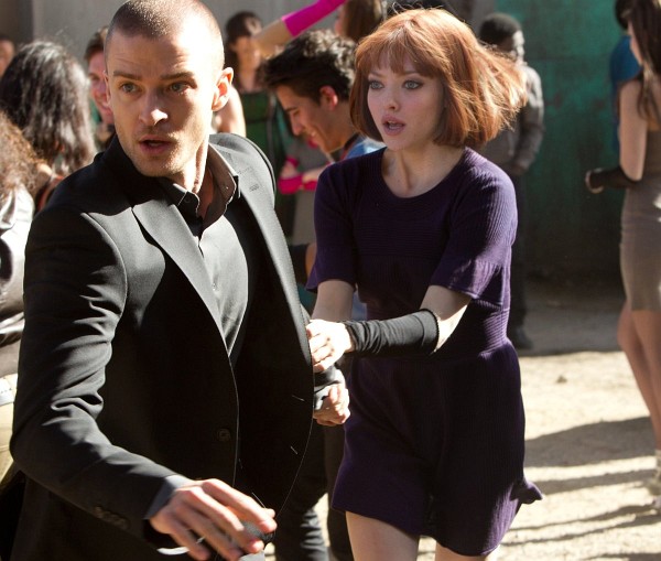 Still of Justin Timberlake and Amanda Seyfried in In Time